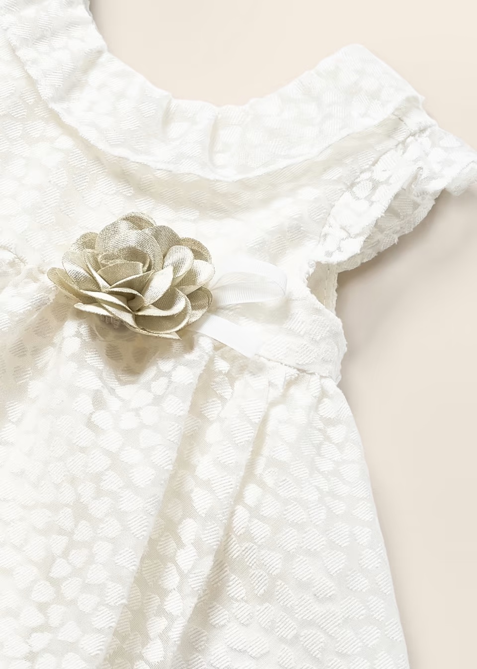 Φόρεμα αμπιγιέ με κάλυμμα για πάνα σε εκρού χρώμα για Νεογέννητο κορίτσι Mayoral Mayoral offers